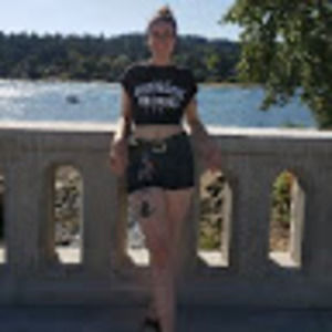 Meet your Posher, Christina